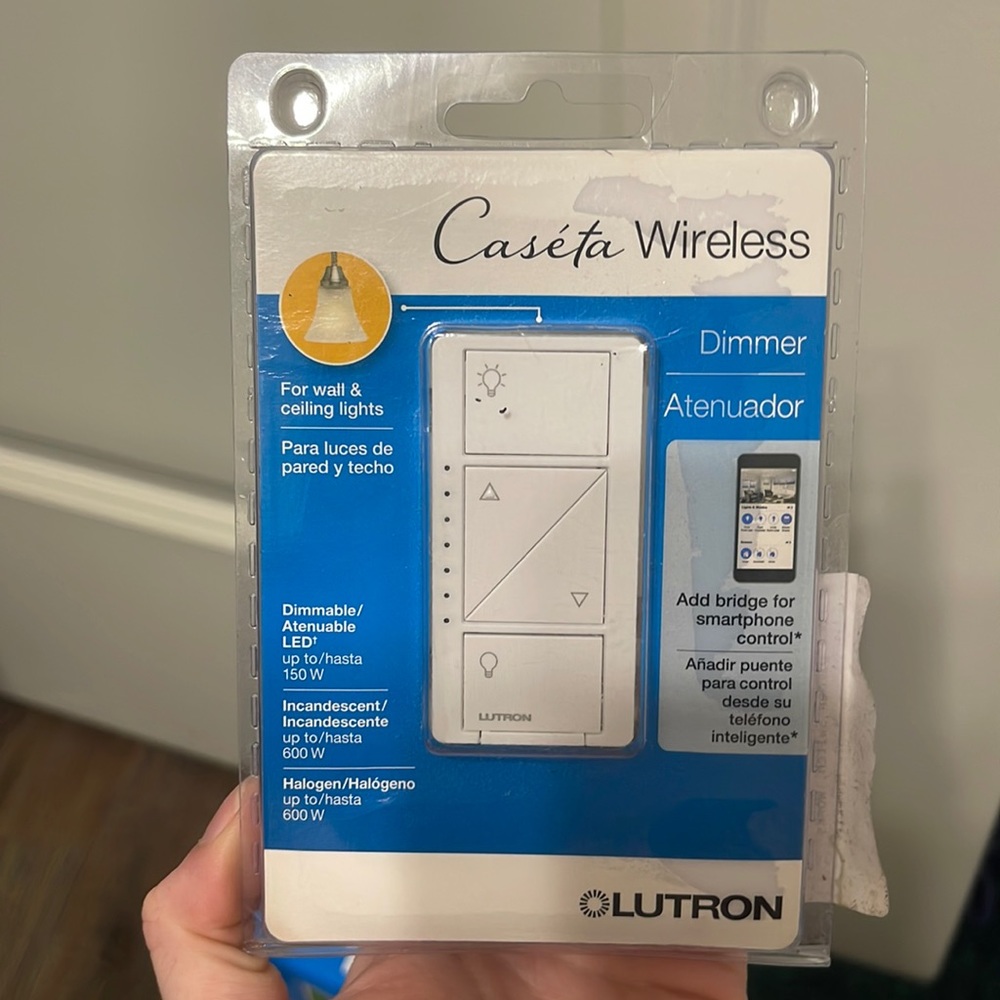 Lutron caseta smart home dimmer switch
